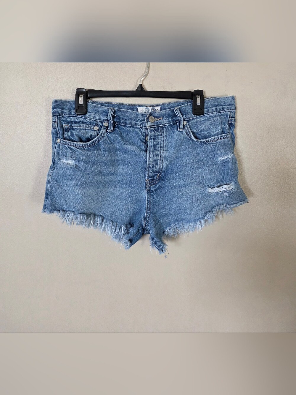 We The Free Woman's Cut Off Jean Shorts Button Fly Size 29